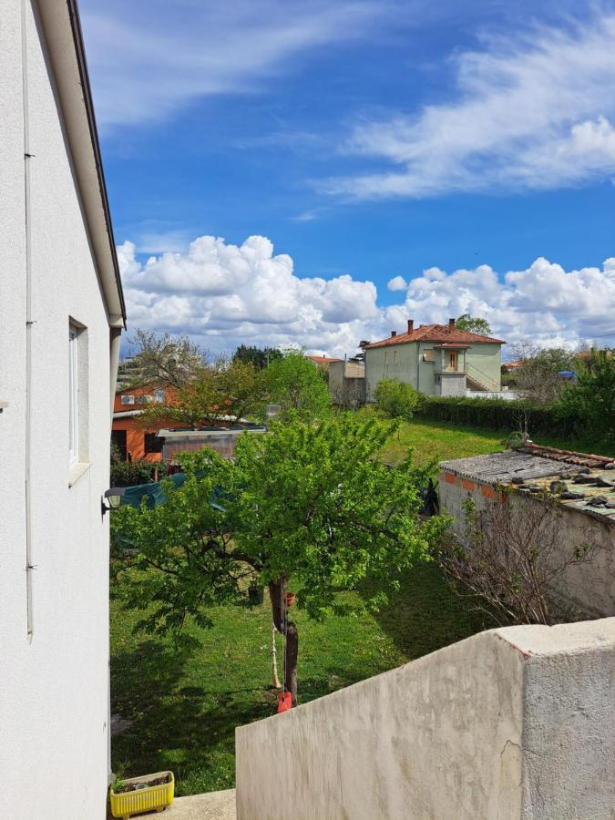 Gasthaus Sobe Anja Brtonigla Exterior foto