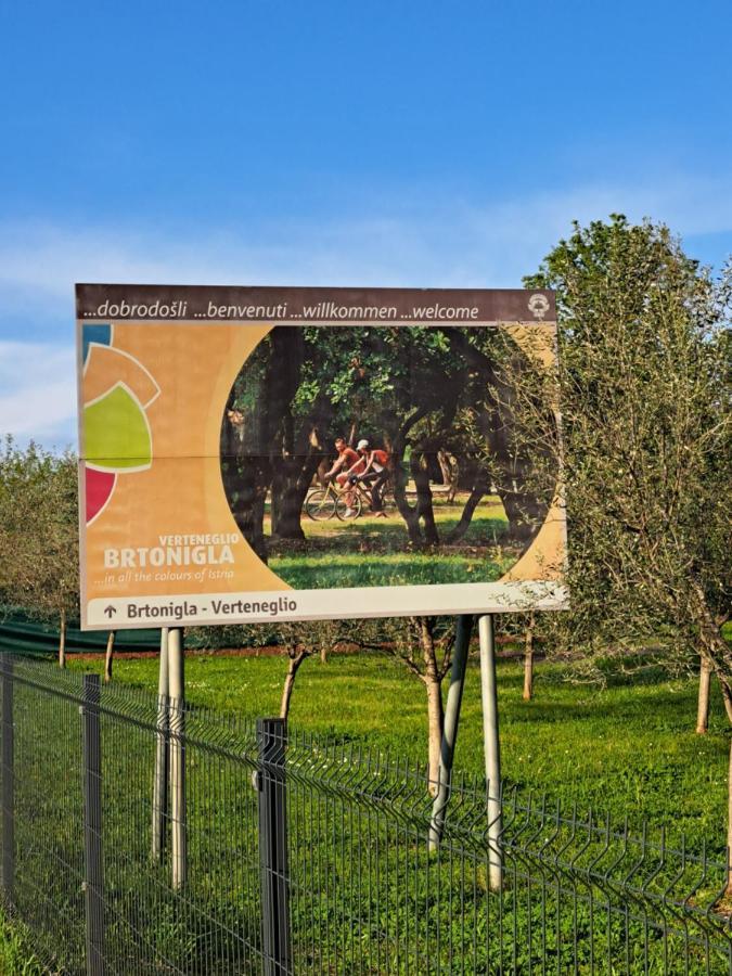 Gasthaus Sobe Anja Brtonigla Exterior foto